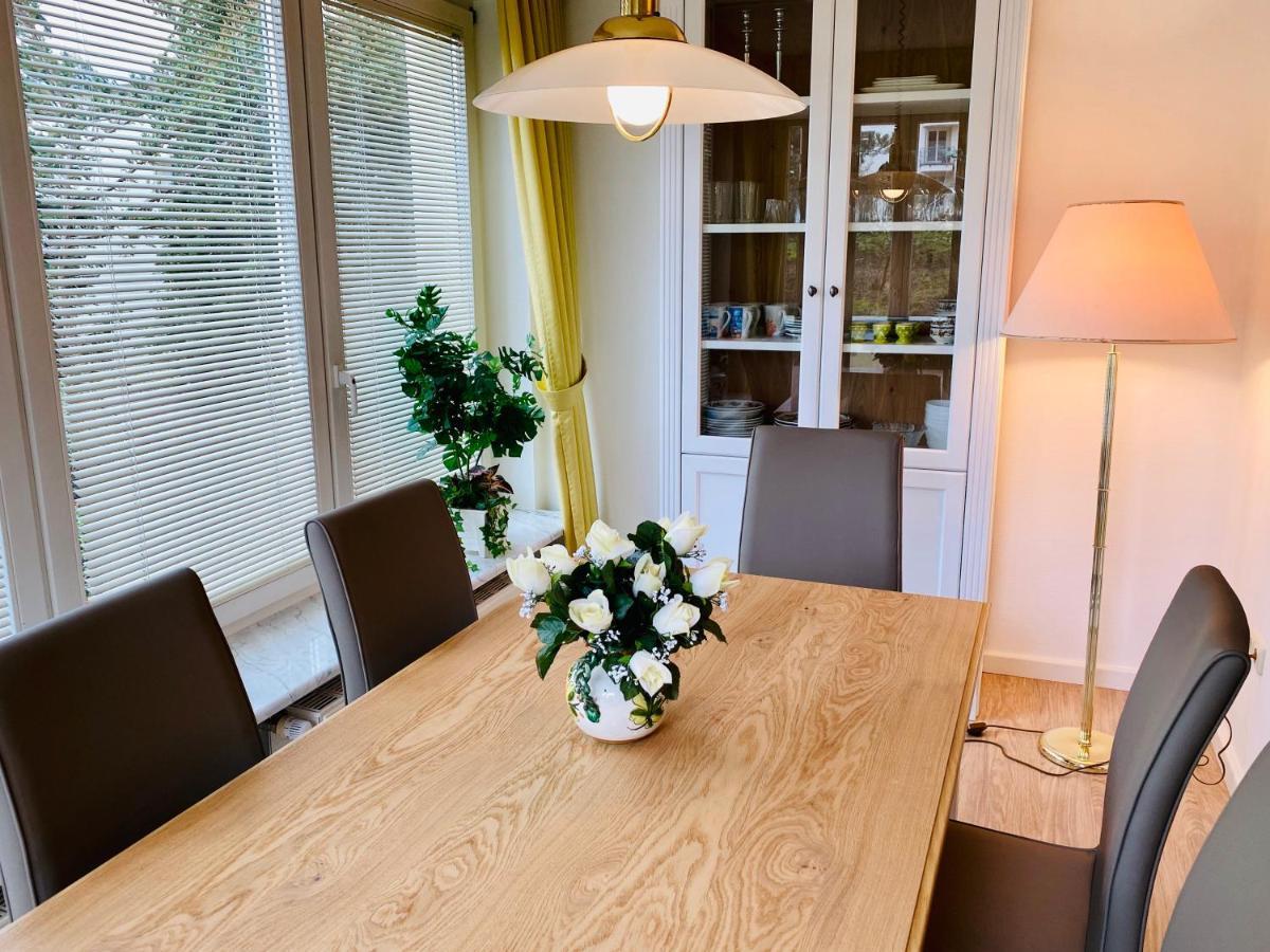 Villa Caprivi - Ferienwohnung E2 Heringsdorf  Extérieur photo
